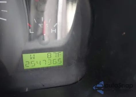 2005 Ford F-150 Lariat/Xl/Xlt from USA, damaged, VIN 1FTPX12505NB42531